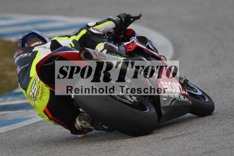 Archiv-2023/01 27.-31.01.2023 Moto Center Thun Jerez/Gruppe schwarz-black/backside